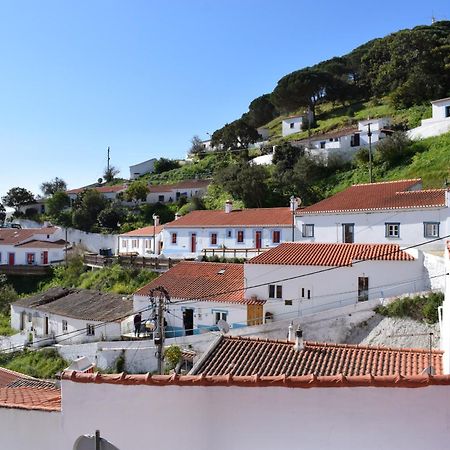 Affittacamere Hillside 2 Aljezur Old Town Esterno foto